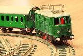 Model Trains & Crafting Applications Crafts & Model Making
